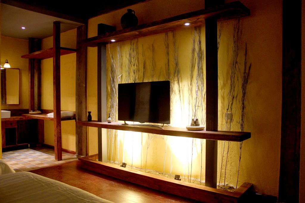 Jiumi Snow Mountain Original Art Hotel شانغريلا المظهر الخارجي الصورة
